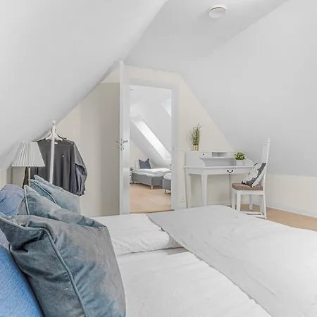 Apartment New! Huge Modern Apartment! Fit For Two Families! Bergen